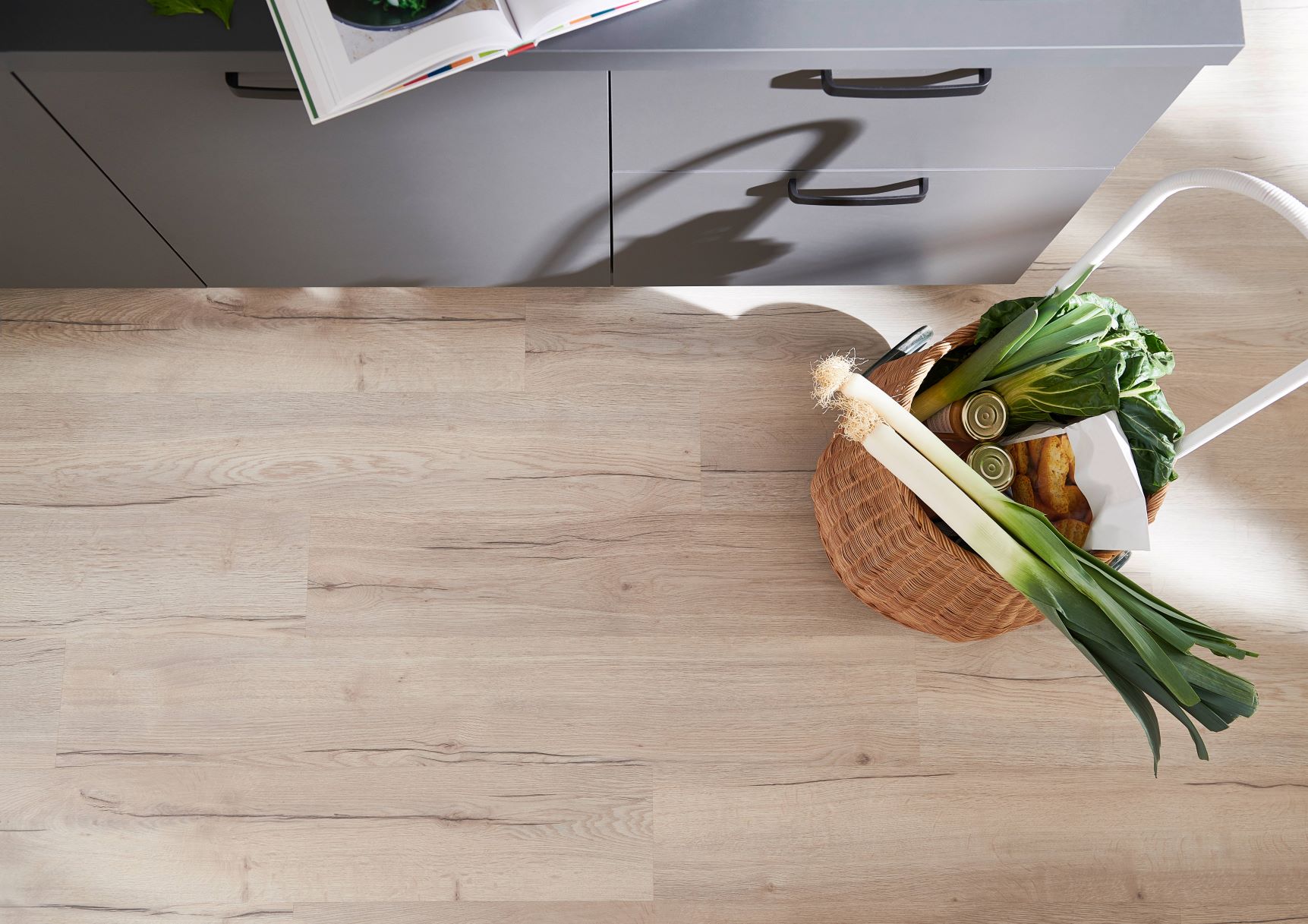 Comment poser du parquet stratifié Lapeyre