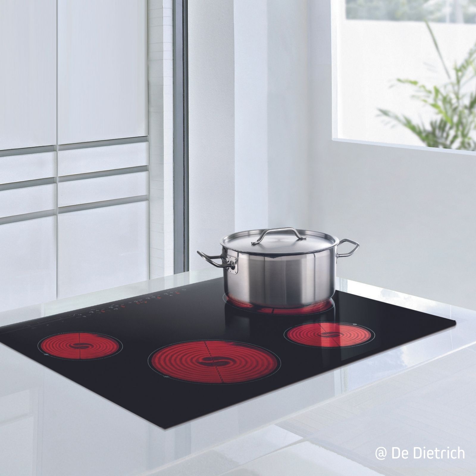 Quelles plaques de cuisson choisir pour sa cuisine ? Lapeyre